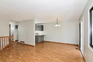 6686 Ives Ln N, Maple Grove, MN 55369 - Photo 7