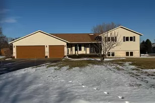 102 Meadowview St, Marshall, MN 56258 - Photo 1