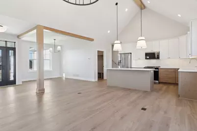 610 Field Point Street, Roberts, WI 54023 - Photo 9