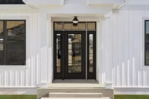 610 Field Point St, Roberts, WI 54023 - Photo 5