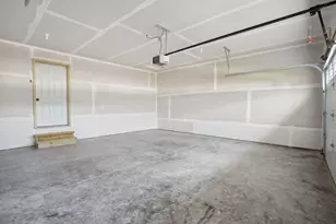 603 S Division St, Roberts, WI 54023 - Photo 25