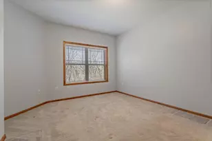 2103 Silver Bell Rd, Eagan, MN 55122 - Photo 11