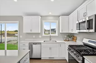 129 Terning Wy, Howard Lake, MN 55349 - Photo 9