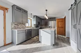 2610 Hydram Ave N, Oakdale, MN 55128 - Photo 3