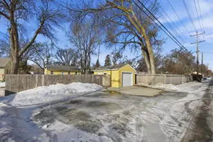 1451 12th St N, Fargo, ND 58102 - Photo 3