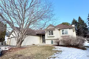 8561 Flamingo Dr, Chanhassen, MN 55317 - Photo 1