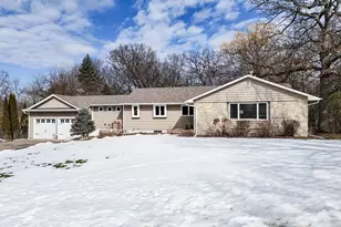 4713 Fairhills Rd W, Minnetonka, MN 55345 - Photo 47