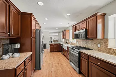 4713 Fairhills Road W, Minnetonka, MN 55345 - Photo 11