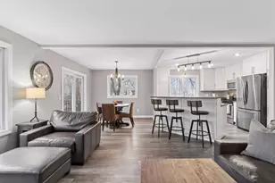 5420 Spring Ln, Minnetonka, MN 55345 - Photo 3