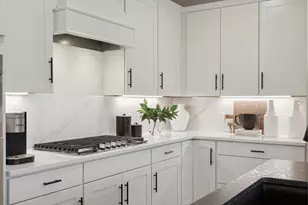 6153 Goodview Ave S, Cottage Grove, MN 55016 - Photo 9