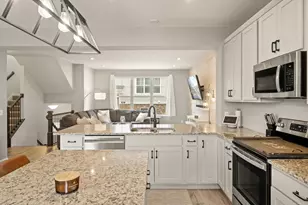 799 Roselyn Dr, Victoria, MN 55386 - Photo 9