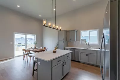 1776 19th Avenue N, Wahpeton,  58075 - Photo 5