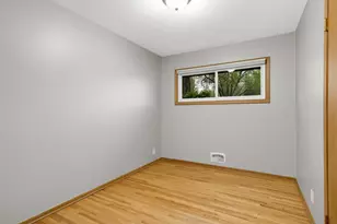 4389 Hodgson Rd, Shoreview, MN 55126 - Photo 15