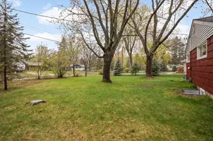 4389 Hodgson Rd, Shoreview, MN 55126 - Photo 25