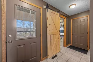 2200 Bridgewater Blvd S, Cambridge, MN 55008 - Photo 17