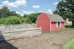 11688 40th St, Bowlus, MN 56314 - Photo 93