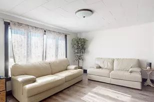 1022 W 2nd St, Winona, MN 55987 - Photo 3