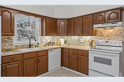 548 Fairmont Street NE, Fridley, MN 55432 - Photo 13