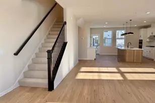 906 Woodlawn Ave, Saint Paul, MN 55116 - Photo 17