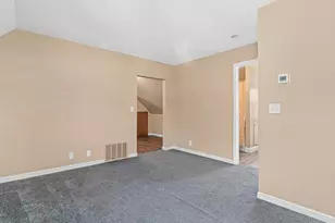 9 Acker St W, Saint Paul, MN 55117 - Photo 19