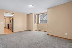 9 Acker St W, Saint Paul, MN 55117 - Photo 9