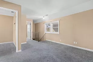 9 Acker St W, Saint Paul, MN 55117 - Photo 25