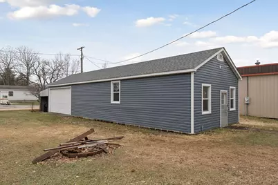 118 Hiawatha Drive E, Wabasha, MN 55981 - Photo 25