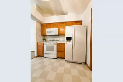 9046 Preserve Trail, Savage, MN 55378 - Photo 9