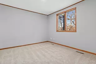 6981 Edgebrook Pl, Eden Prairie, MN 55346 - Photo 15