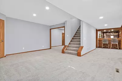 6981 Edgebrook Place, Eden Prairie, MN 55346 - Photo 19