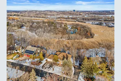 6981 Edgebrook Place, Eden Prairie, MN 55346 - Photo 29