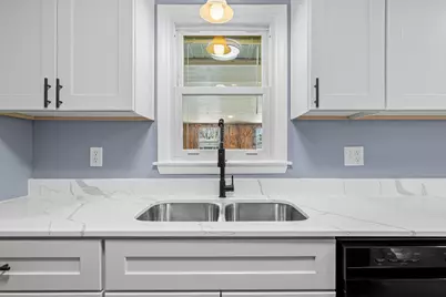 8405 Grenadier Avenue S, Cottage Grove, MN 55016 - Photo 5