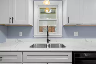 8405 Grenadier Ave S, Cottage Grove, MN 55016 - Photo 5