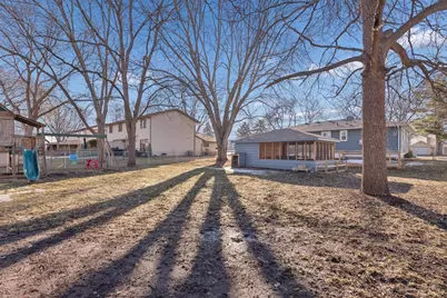 937 4th Avenue E, Shakopee, MN 55379 - Photo 23