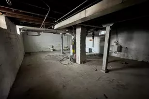 633 Parkway Dr, Saint Paul, MN 55106 - Photo 13