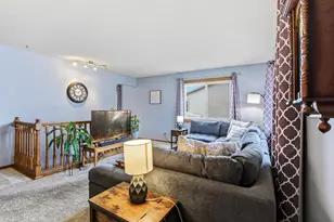 5024 Campanaro Ln, White Bear Lake, MN 55110 - Photo 3