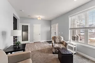 5663 Fair Hvn Trl, Woodbury, MN 55129 - Photo 9