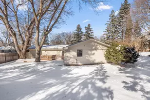 6929 Glenwood Ave, Golden Valley, MN 55427 - Photo 27