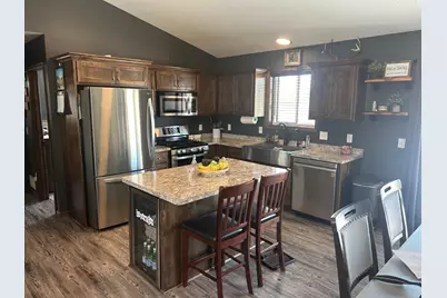 420 Alcott Street E, Rush City, MN 55069 - Photo 9