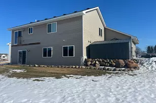 420 Alcott Street E, Rush City, MN 55069 - Photo 5