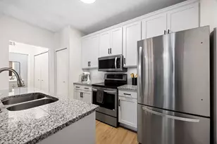 8411 Kimball Dr, Eden Prairie, MN 55347 - Photo 11