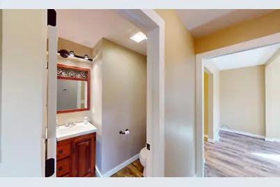 705 Glenview Drive, Albert Lea, MN 56007 - Photo 11