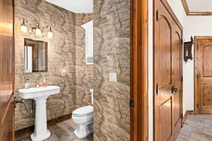 3543 Greysolon Rd, Duluth, MN 55804 - Photo 37