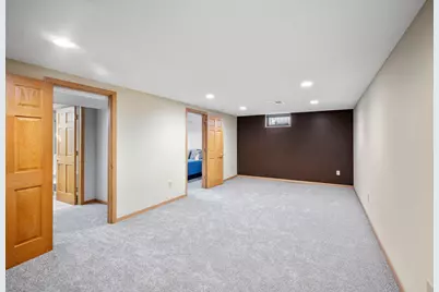 26648 Feriday Avenue, Wyoming, MN 55092 - Photo 11