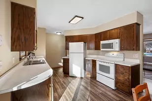 26648 Feriday Ave, Wyoming, MN 55092 - Photo 5