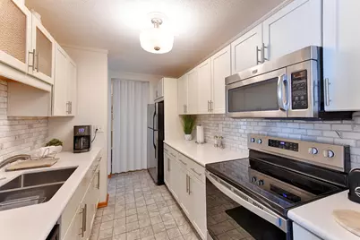 1181 Edgcumbe Road #1716, Saint Paul, MN 55105 - Photo 11