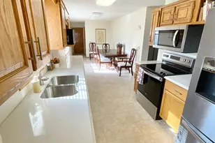 54067 267 St, Lansing, MN 55950 - Photo 9