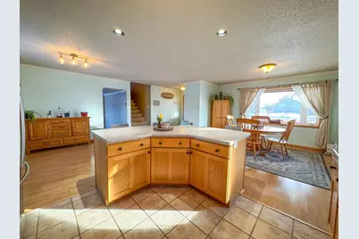 1124 Garnet Boulevard, Detroit Lakes, MN 56501 - Photo 7