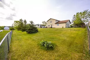 1124 Garnet Blvd, Detroit Lakes, MN 56501 - Photo 33