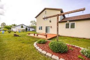 1124 Garnet Blvd, Detroit Lakes, MN 56501 - Photo 39